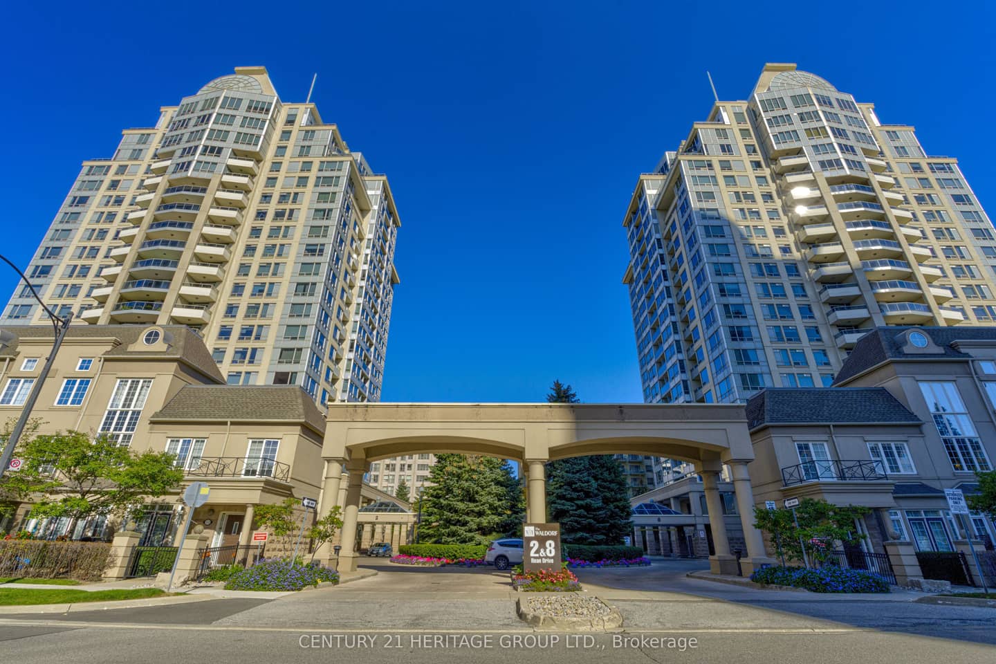 2 Rean Drive 610, Toronto, ON M2K 3B8
