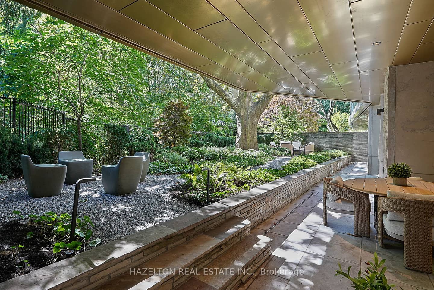 7 Dale Avenue 106, Toronto, ON M4W 1K2