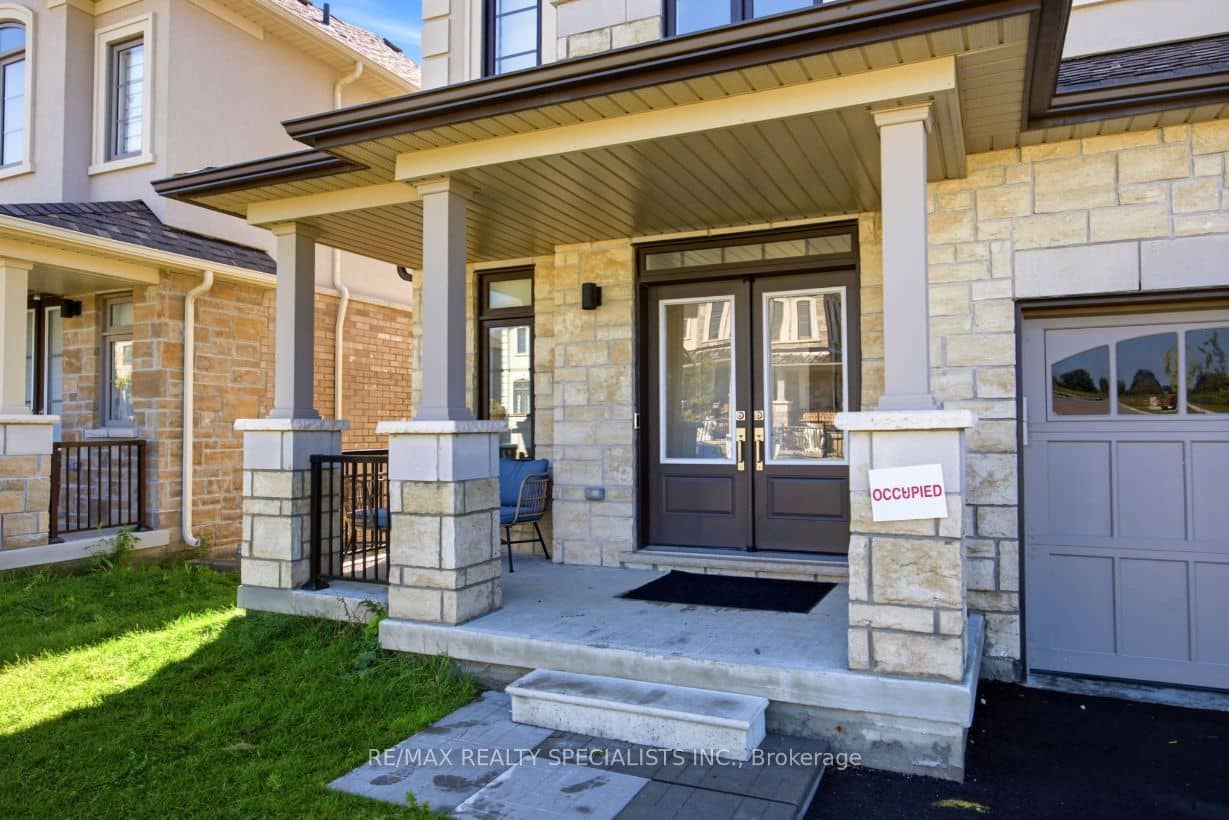 27 Salmon Crescent, Clarington, ON L1B 1L9
