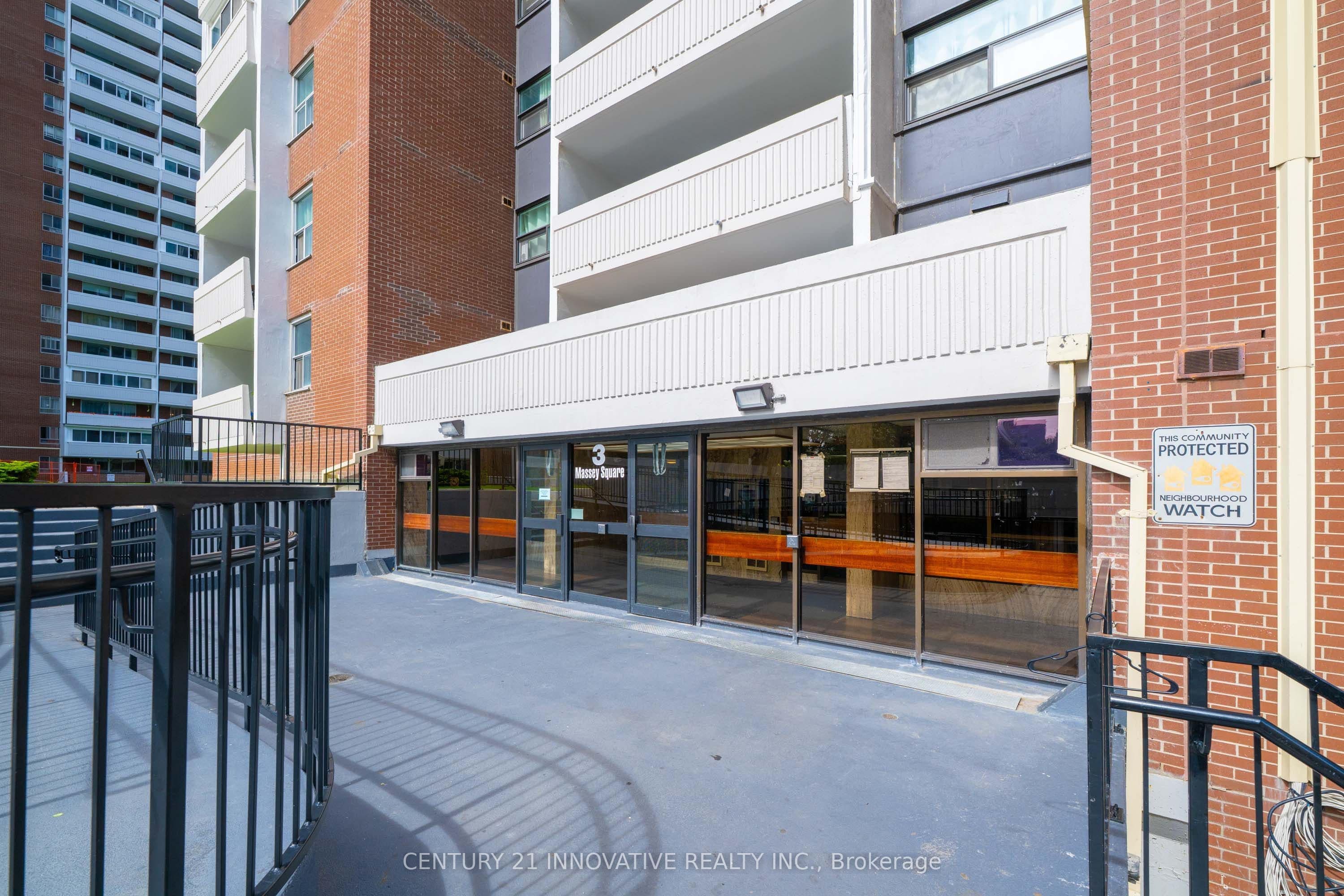 3 Massey Square 1903, Toronto, ON M4C 5L5
