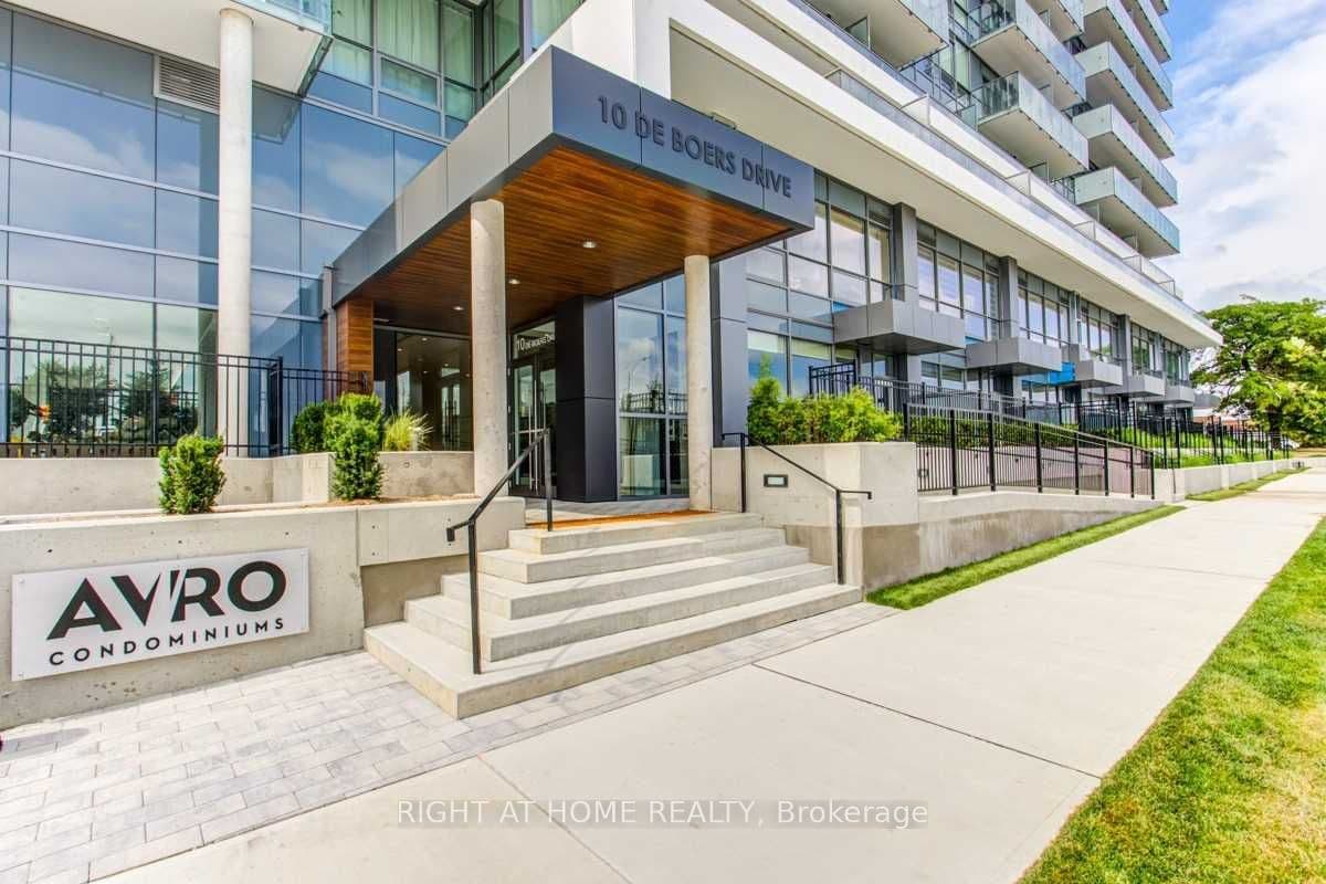10 De Boers Drive 403, Toronto, ON M3J 0L6