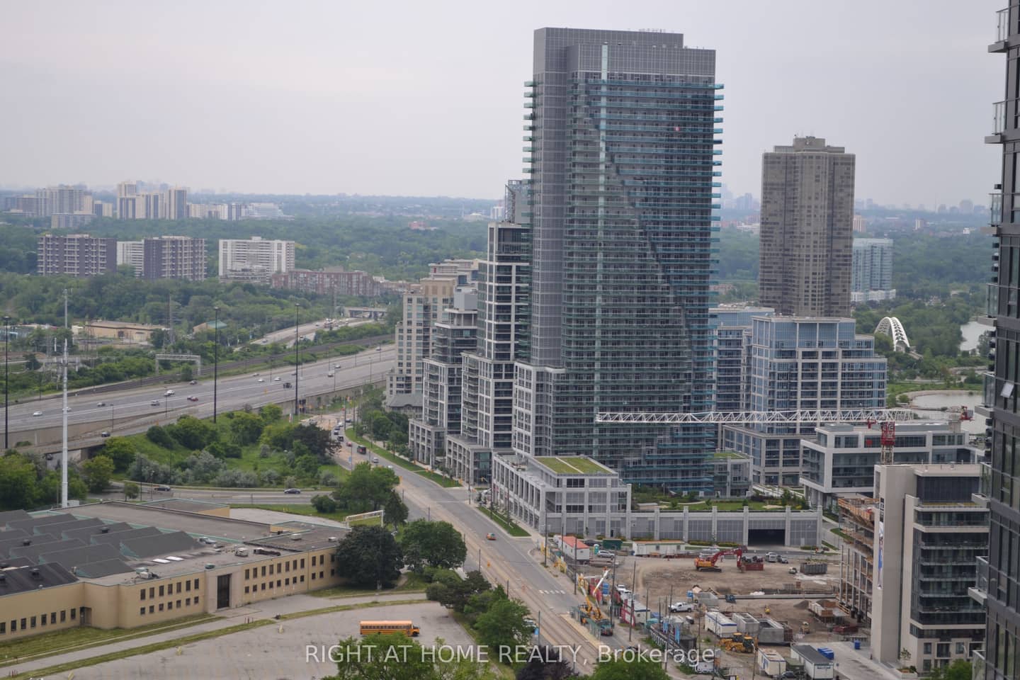 2212 Lake Shore Boulevard W 3509, Toronto, ON M8V 0C2