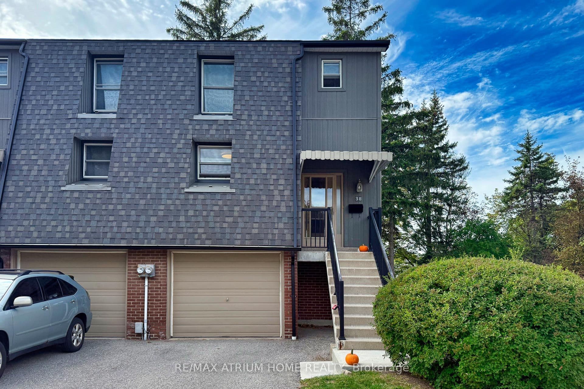 38 Purple Sageway, Toronto, ON M2H 2Z5
