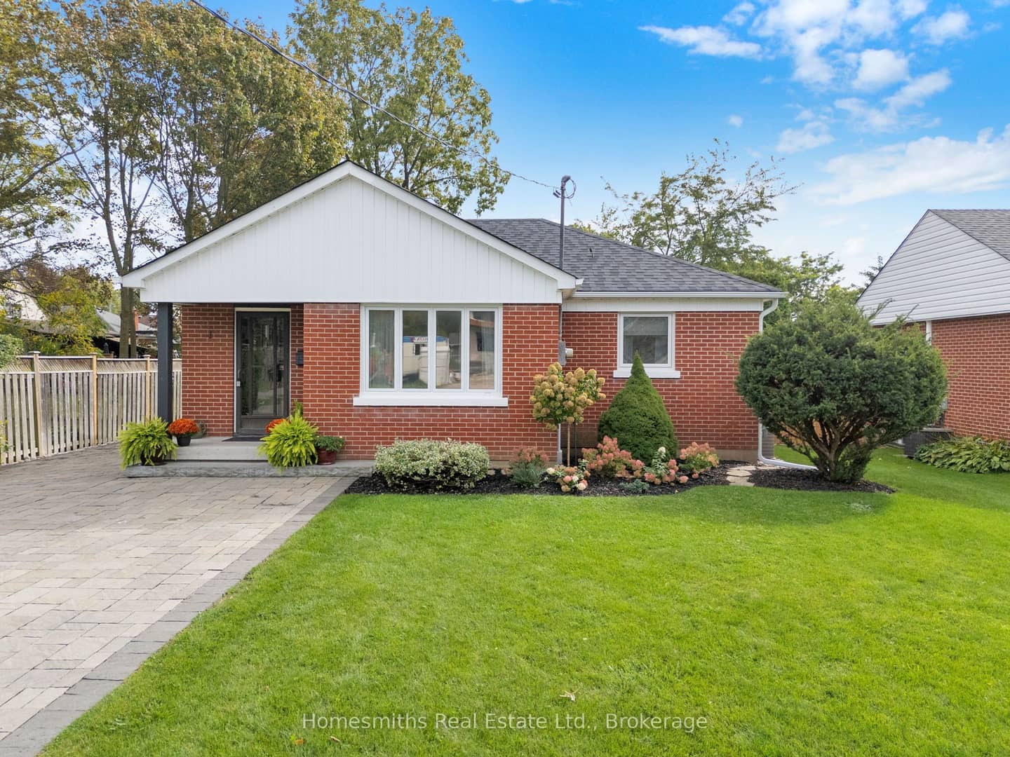 1 Edsall Avenue, Clarington, ON L1C 2A7