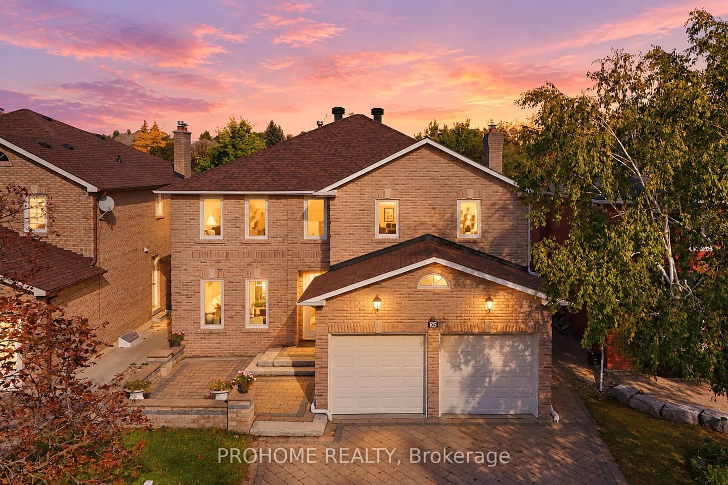75 Somerset Crescent, Richmond Hill, ON L4C 8N8