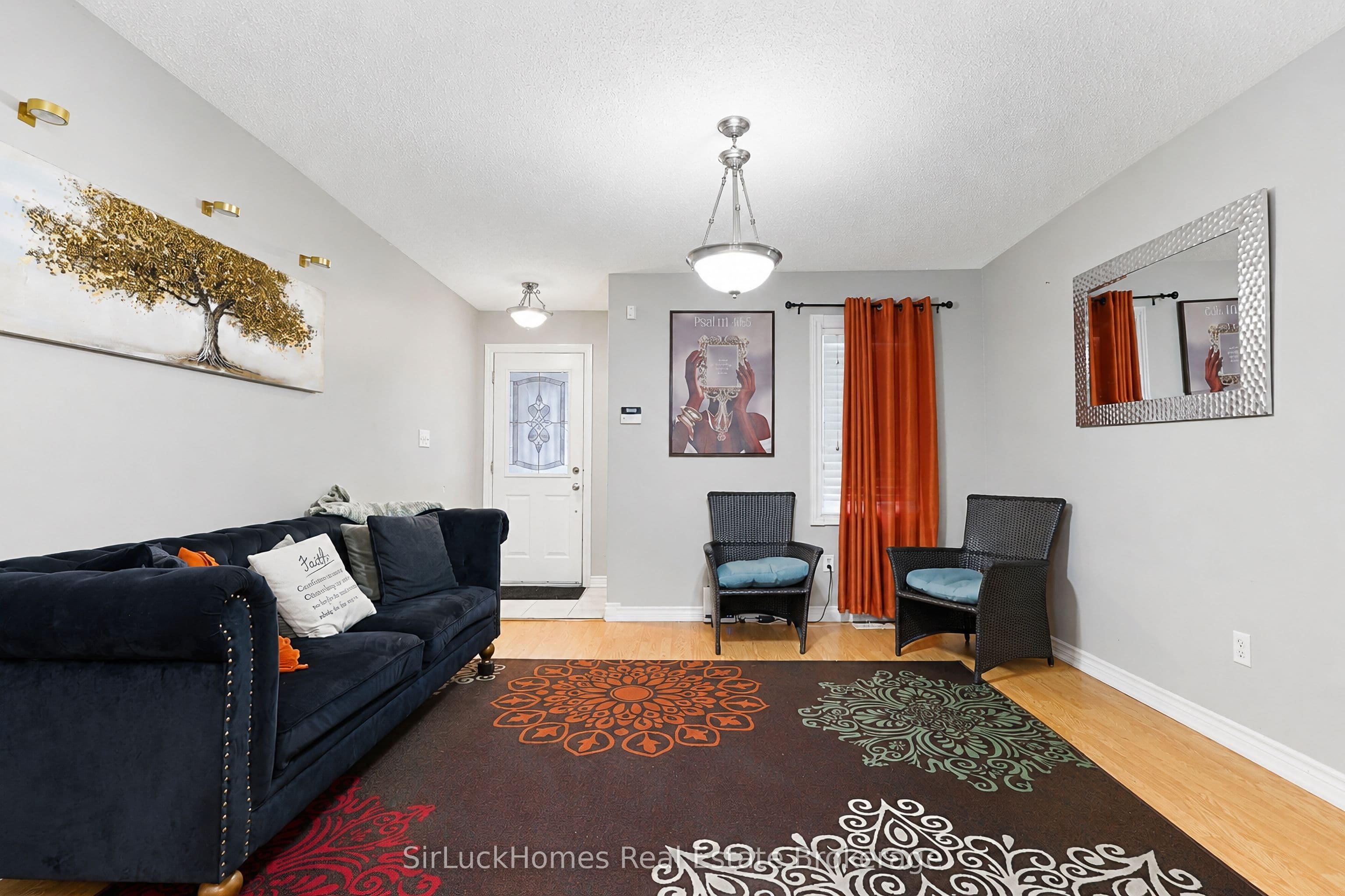 32 Polar Bear Place, Brampton, ON L6R 3L8