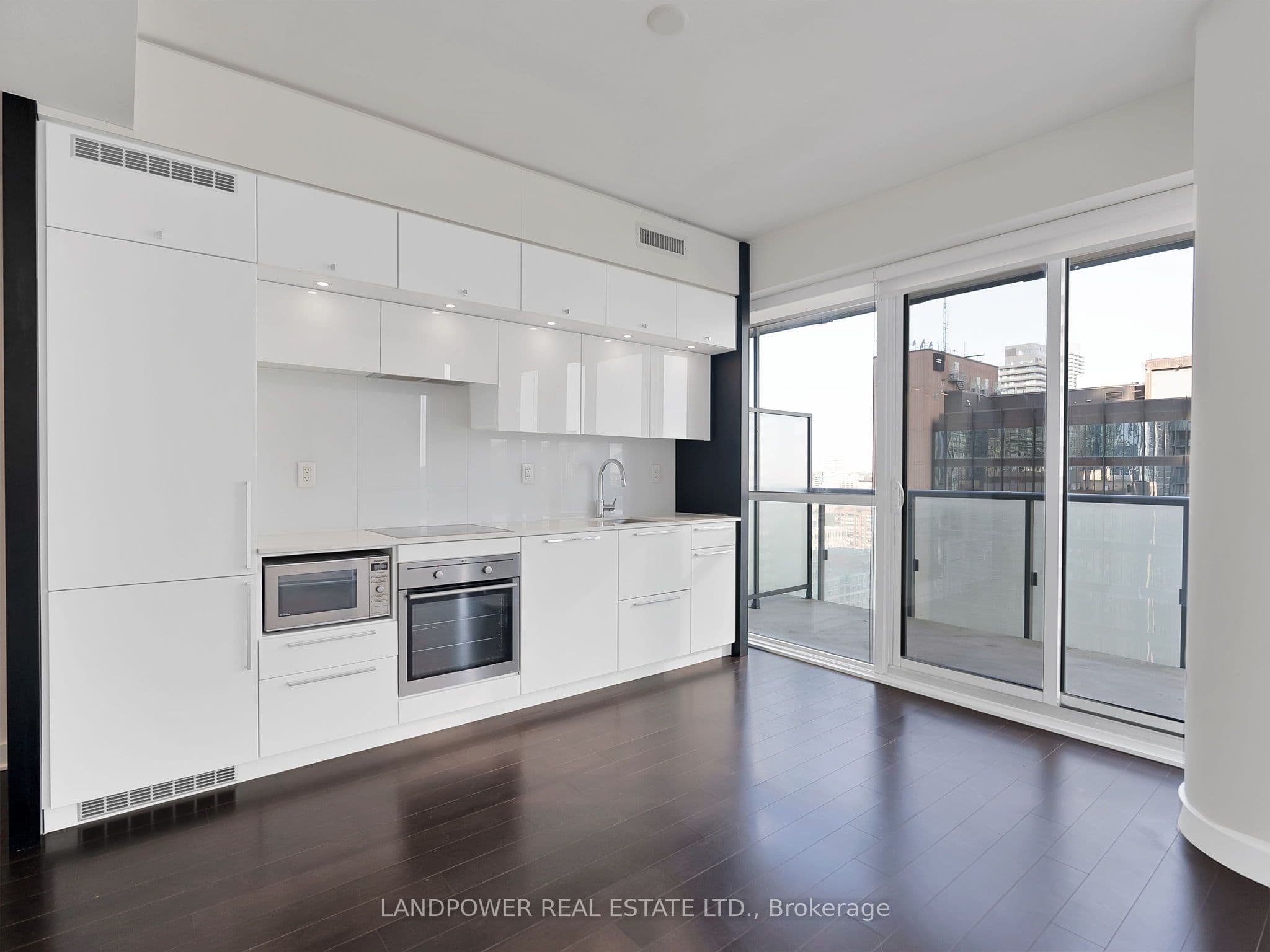 15 Grenville Street 2609, Toronto, ON M4Y 0B9