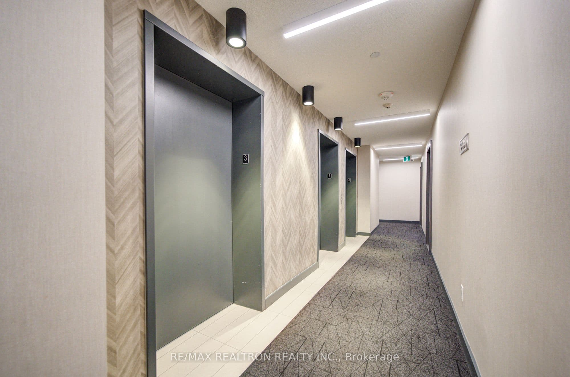50 Forest Manor Road 311, Toronto, ON M2J 1M6