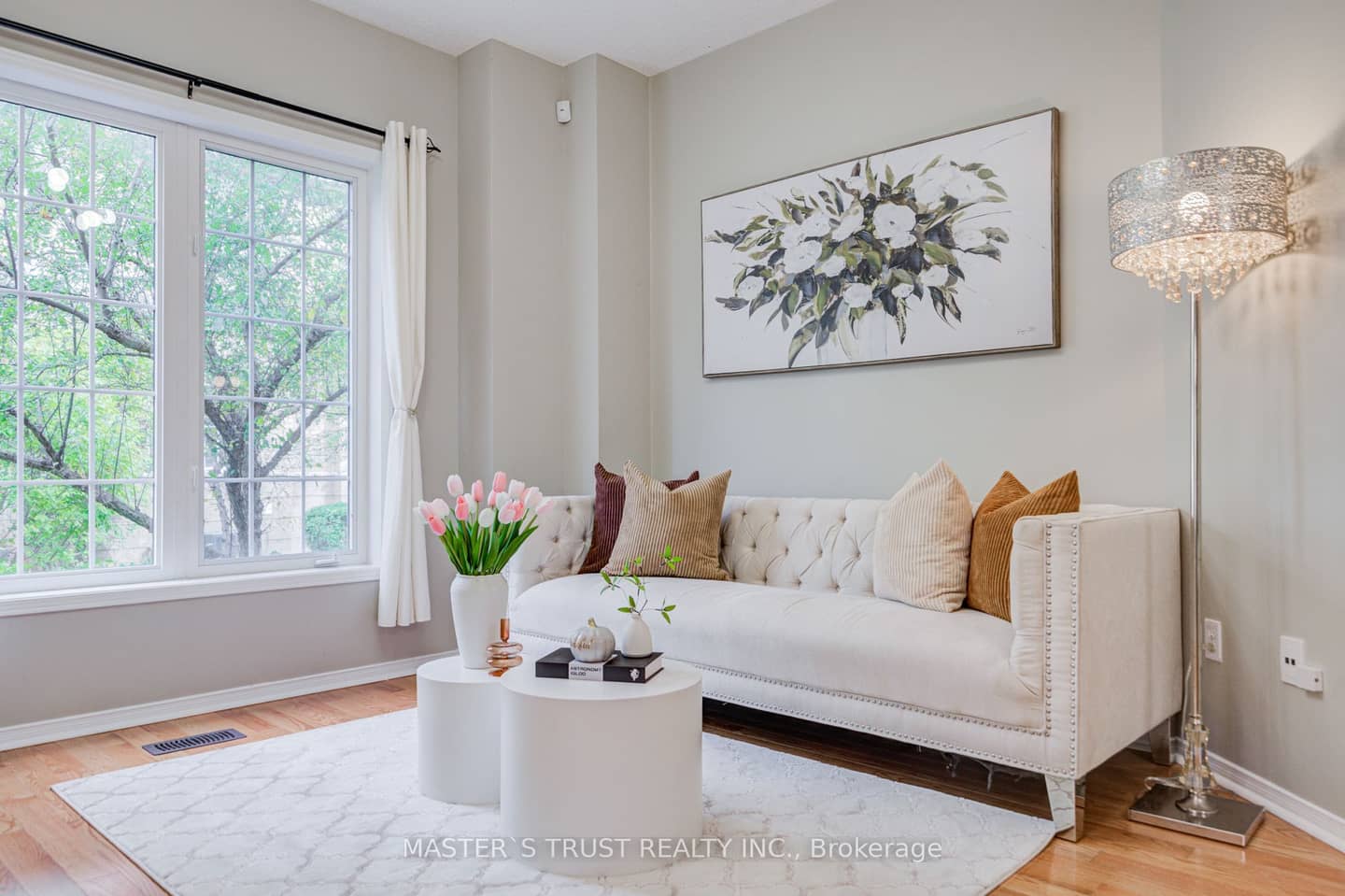 23 Observatory Lane 272, Richmond Hill, ON L4C 0M7
