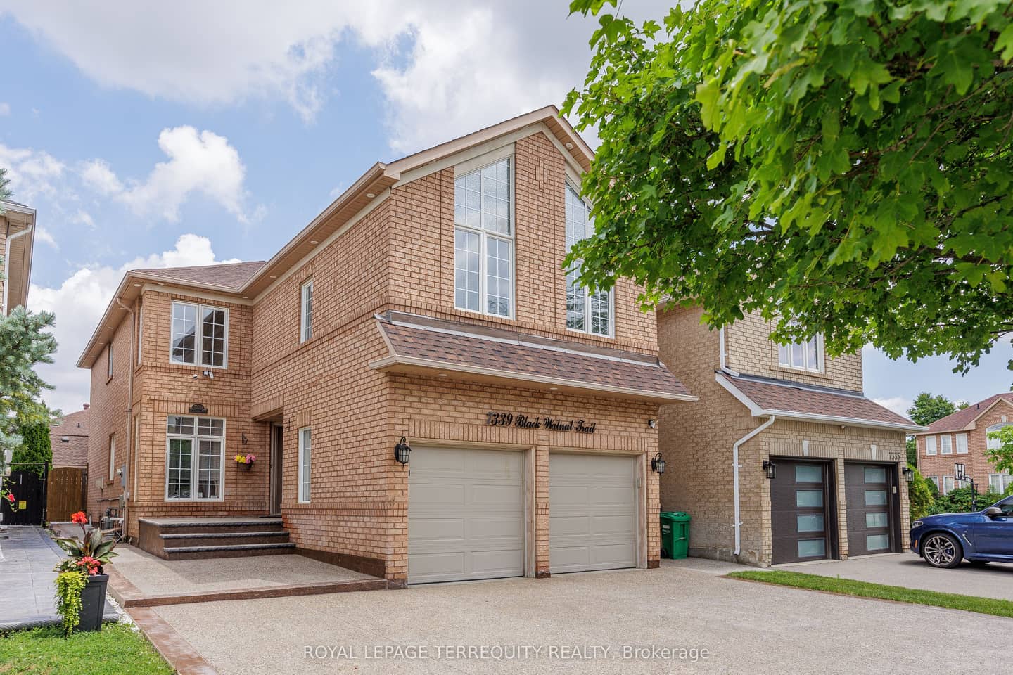 7339 Black Walnut Trail, Mississauga, ON L5N 7M3