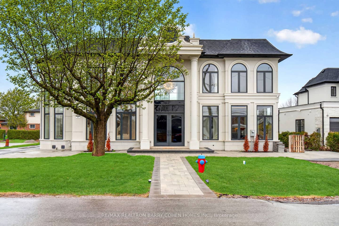 321 Morden Road, Oakville, ON L6K 2S6