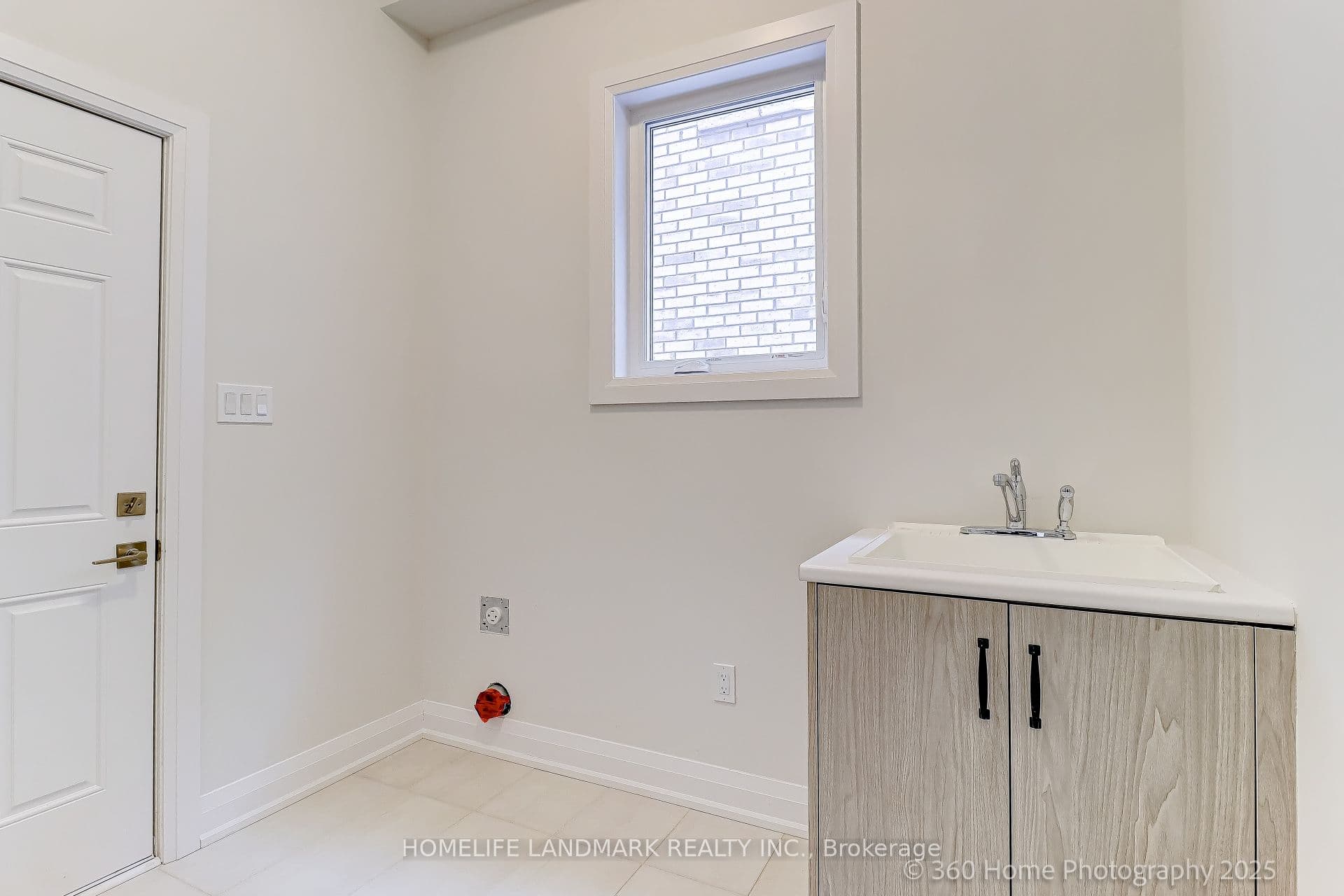 241 SEGUIN Street, Richmond Hill, ON L4E 1N7