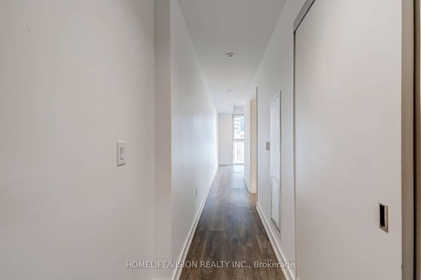 15 Lower Jarvis Street 807, Toronto, ON M5E 0C4