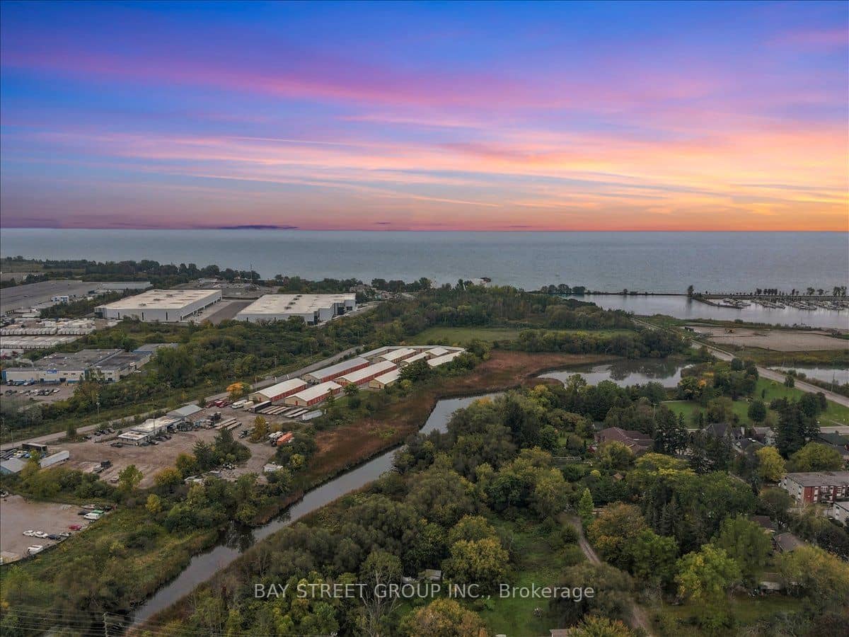 20 Nautical Way, Whitby, ON L1N 0N2