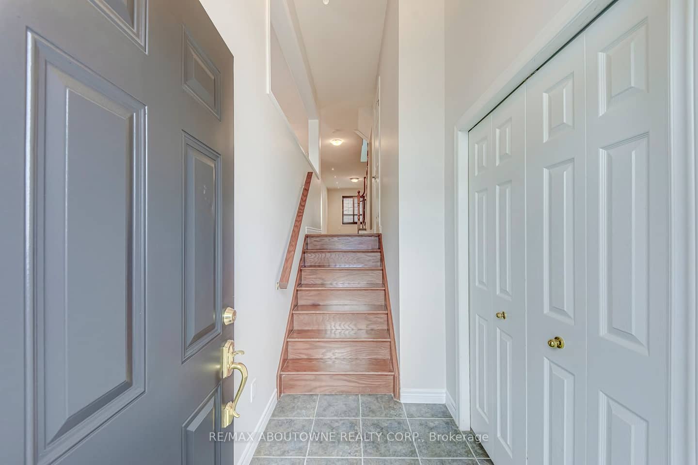 2280 Baronwood Drive Unit 18, Oakville, ON L6M 5J8