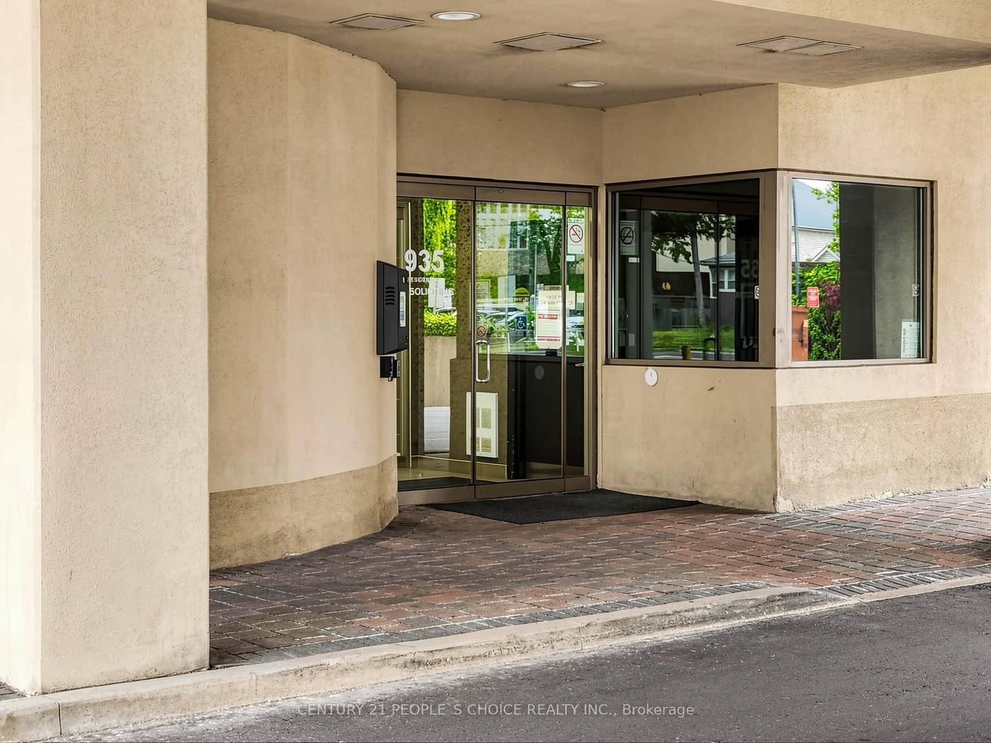 935 Sheppard Avenue W 603, Toronto, ON M3H 2T7