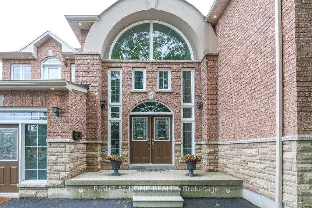 4441 Lawrence Avenue E, Toronto, ON M1E 2T6