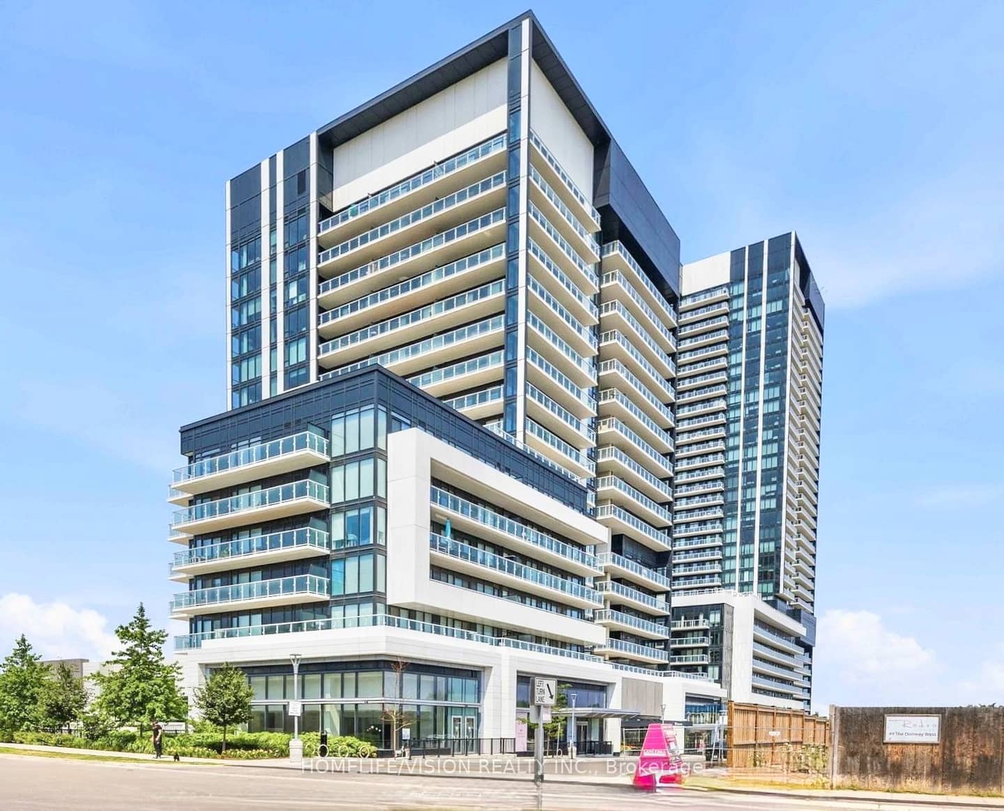 20 O'Neill Road 638, Toronto, ON M3C 0R2