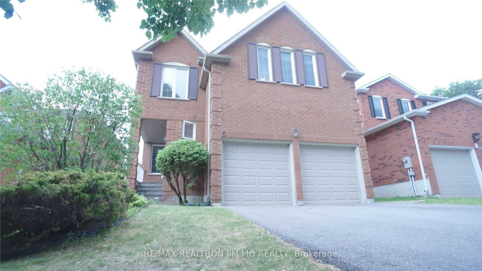 5 Buttonwood Trail Basement, Aurora, ON L4G 6N2
