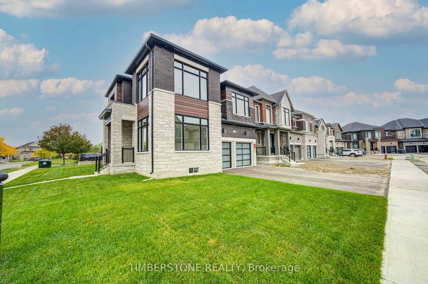 38 Morrow Bay Drive, Brampton, ON L6P 4R8