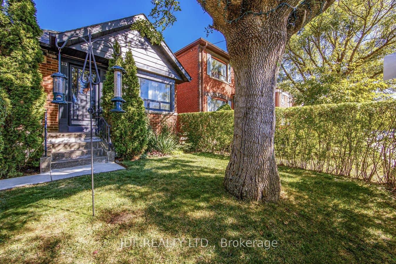 313 Vaughan Road, Toronto, ON M5C 2N5