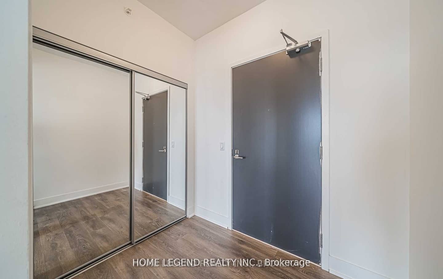 2916 Highway 7 Road W 1802, Vaughan, ON L4K 0K6
