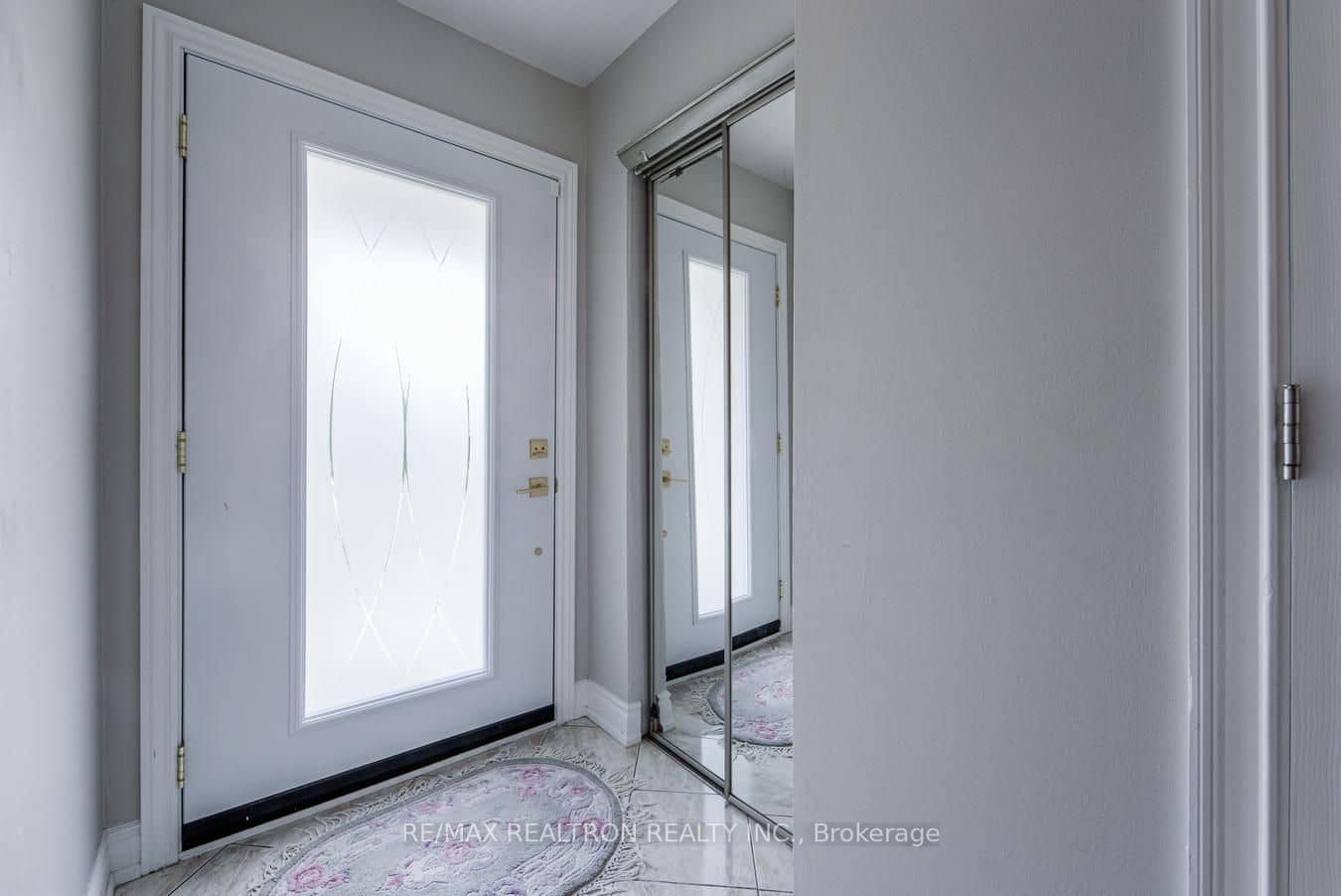 7384 Sills Road, Mississauga, ON L4T 2K1