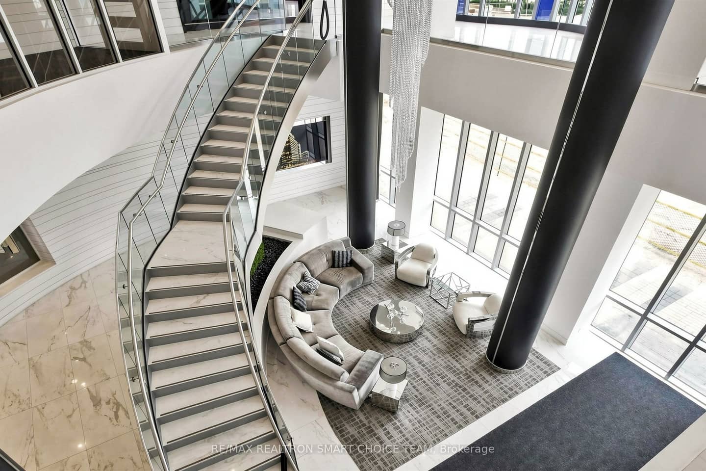 9471 Yonge Street 349, Richmond Hill, ON L4C 0Z5