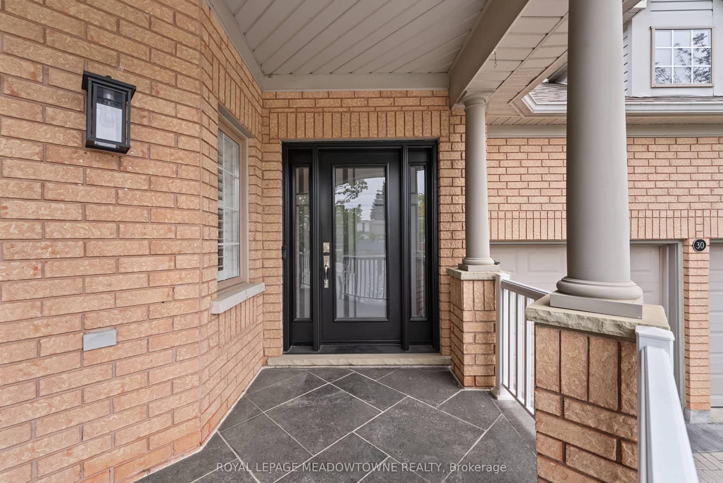 30 Orchard Park Gate, Brampton, ON L6R 1W5