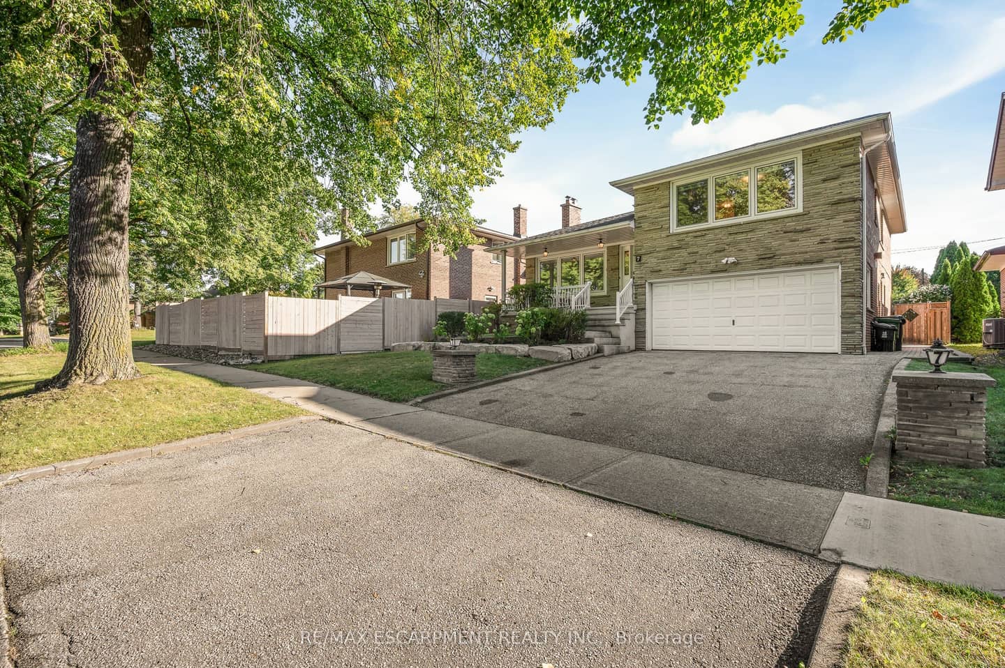 7 Watling Street, Toronto, ON M9P 3E8