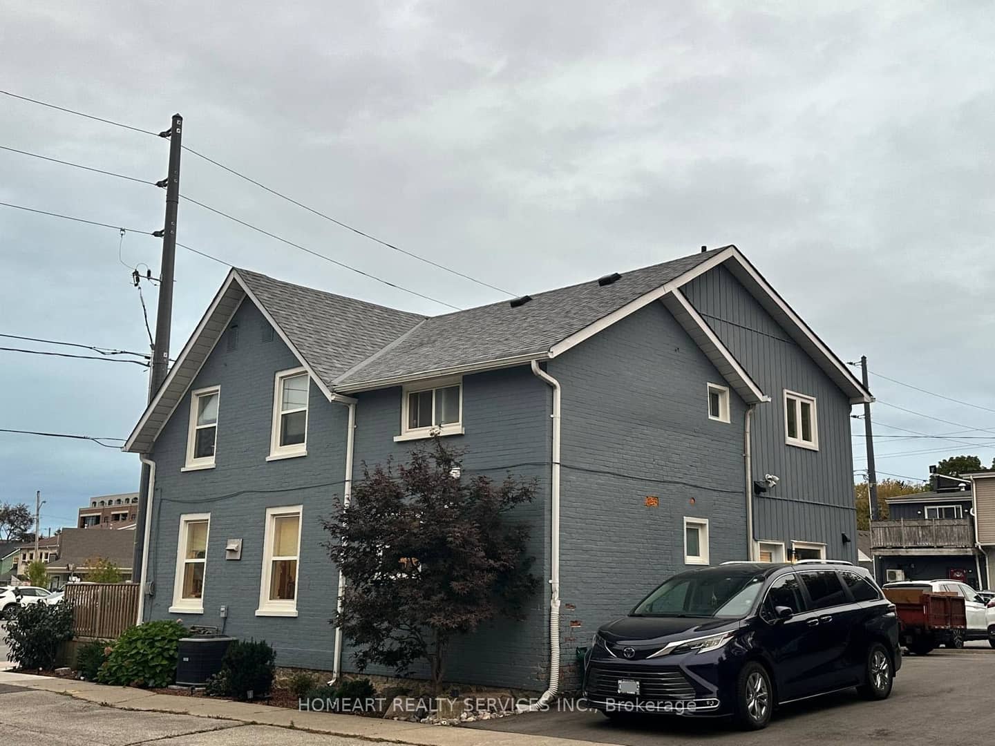 18 Edward Street, Whitchurch-Stouffville, ON L4A 1A4
