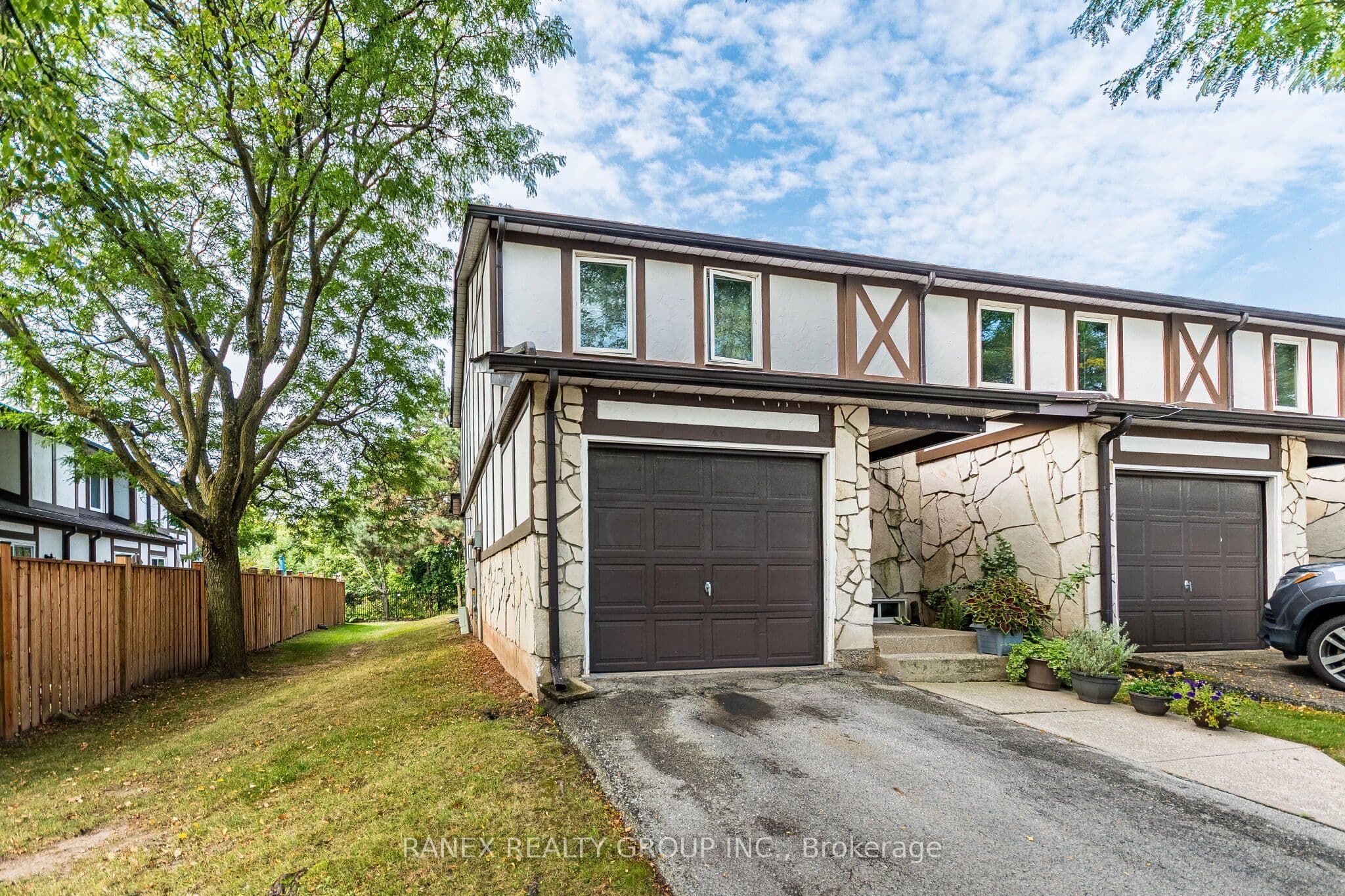 2200 Glenwood School Drive 41, Burlington, ON L7R 4H3