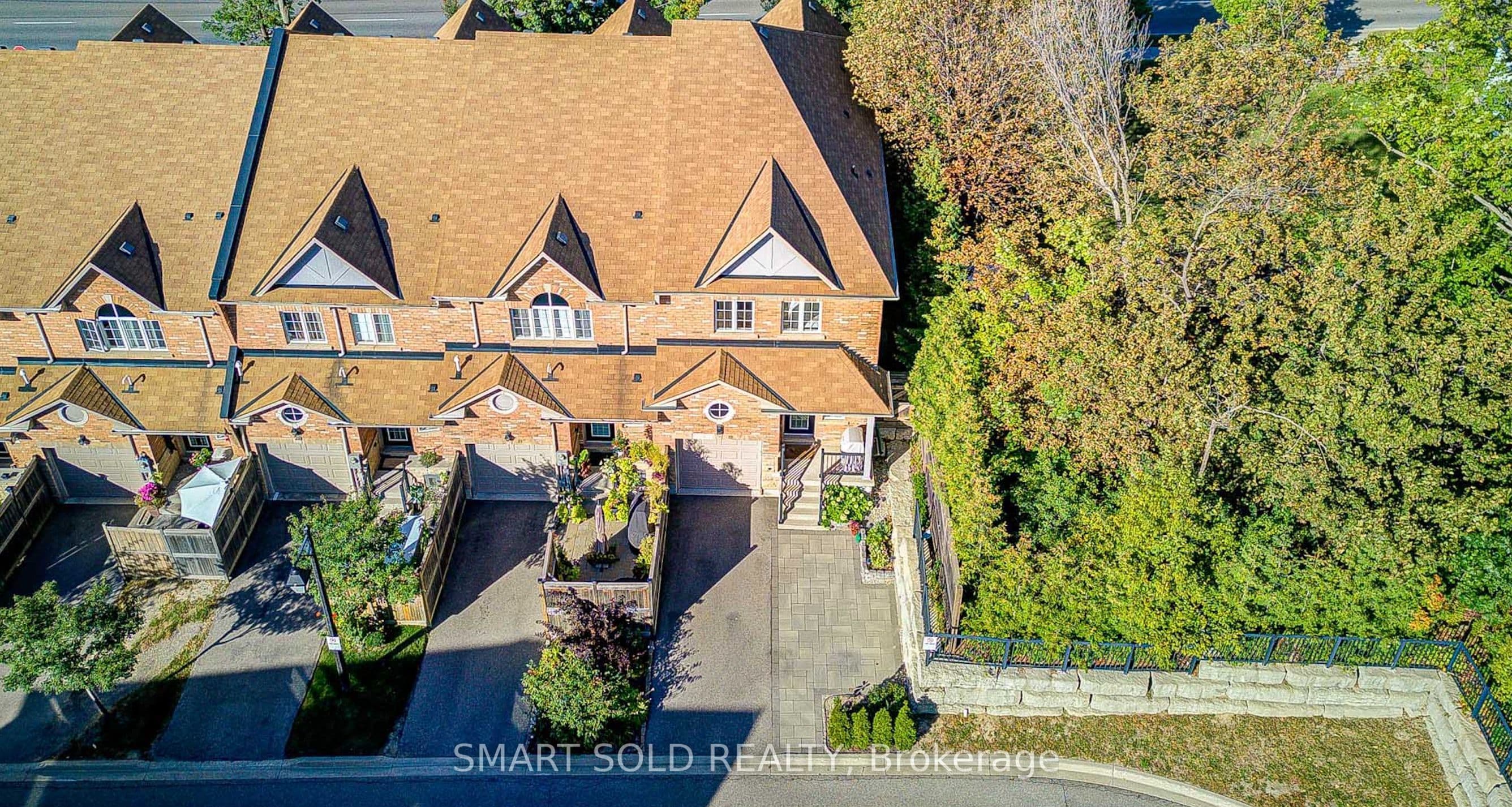 8777 Dufferin Street 22, Vaughan, ON L4J 8W3