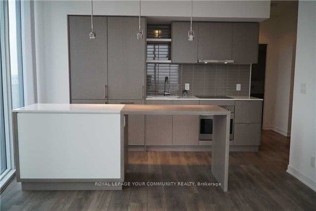 100 Harbour Street 4902, Toronto, ON M5J 2T5