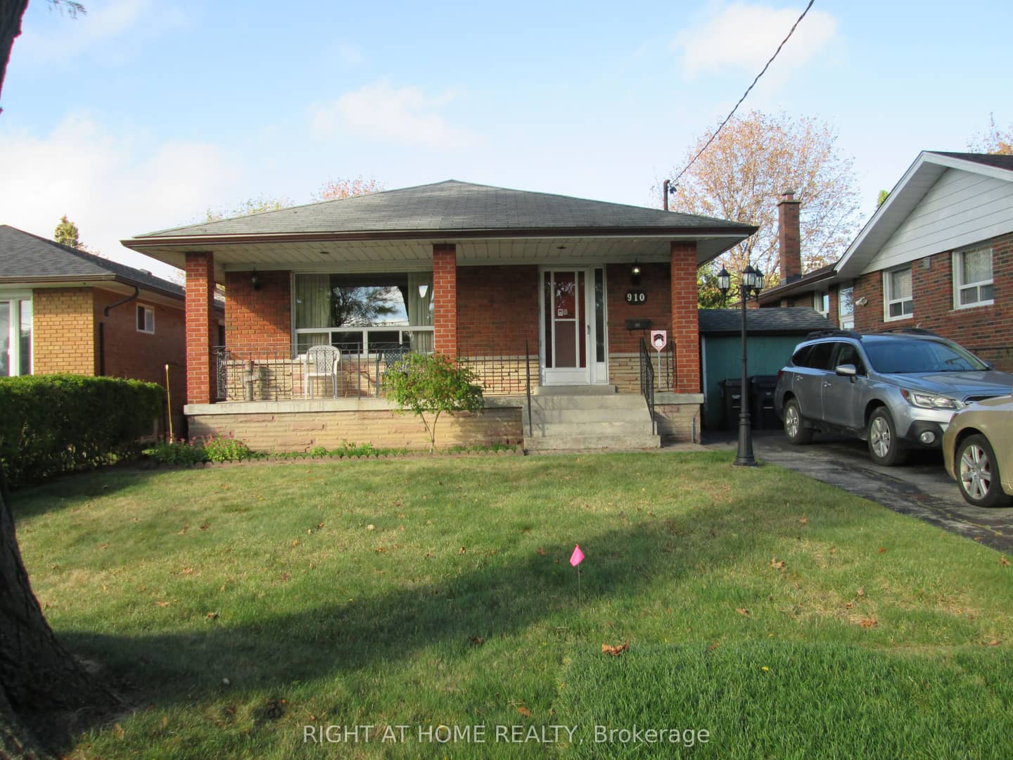 910 Scarborough Golf Club Road, Toronto, ON M1G 1J7