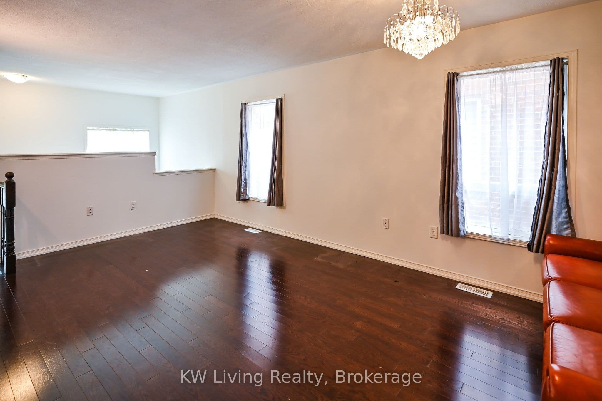 44 Galea Drive, Ajax, ON L1Z 0J7