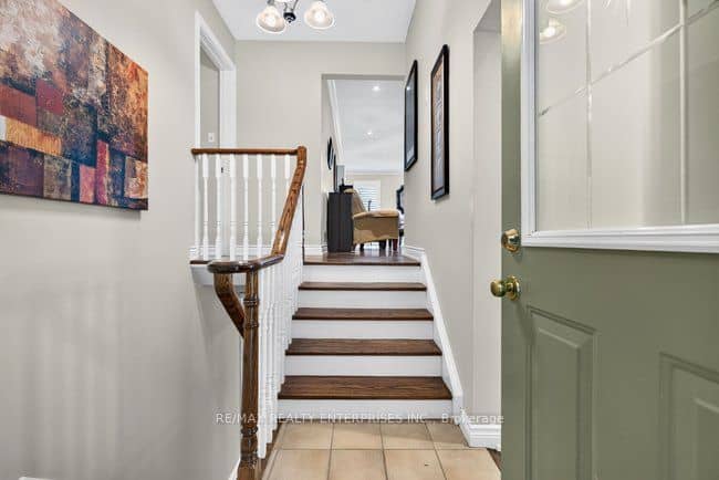 174 Bayview Fairways Drive, Markham, ON L3T 2Y8