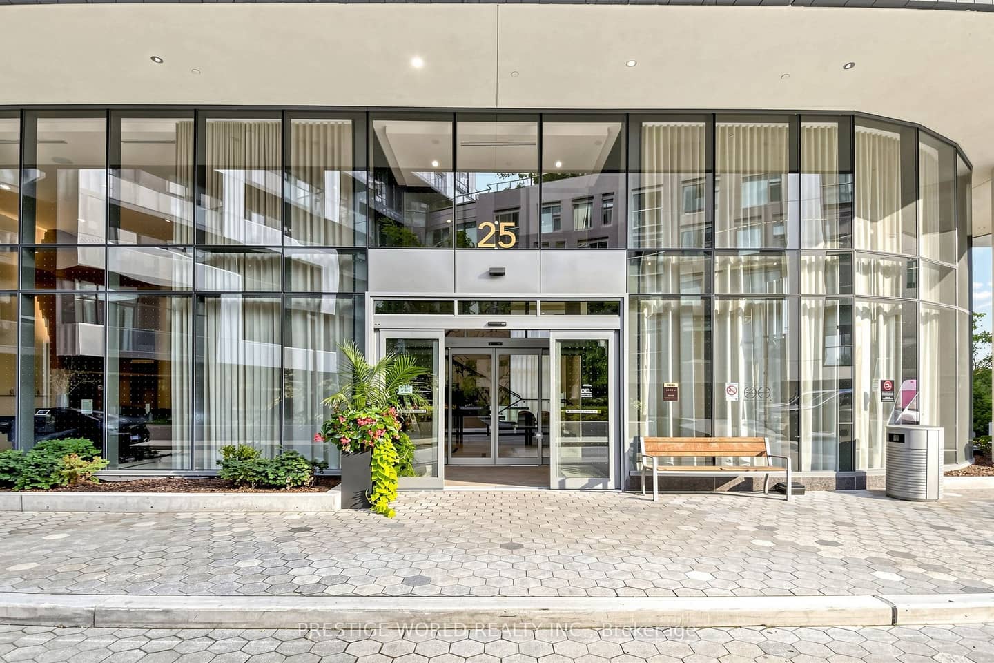 25 Adra Grado Way 1701, Toronto, ON M2J 0H6