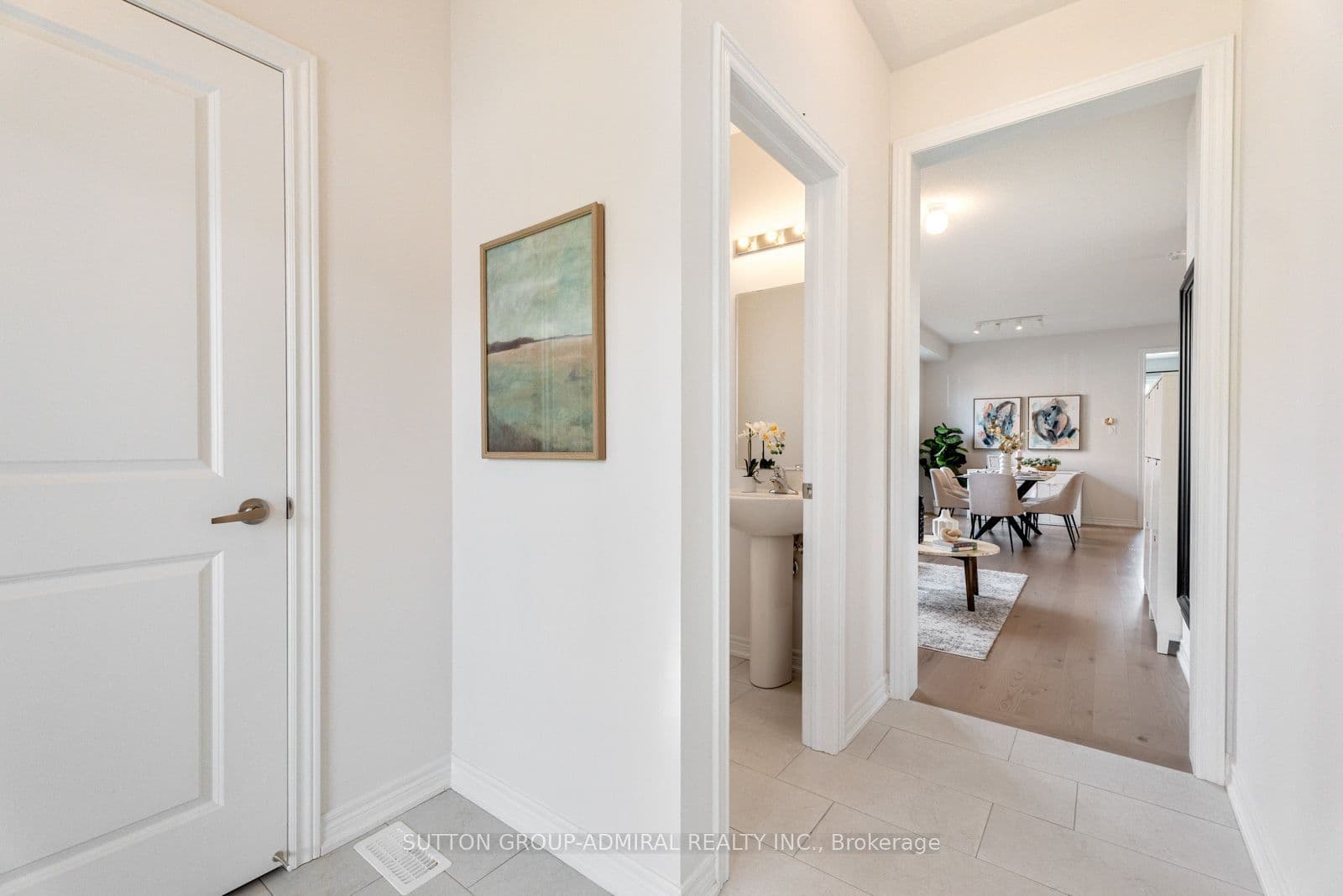 7 Priory Drive, Whitby, ON L1P 0K9