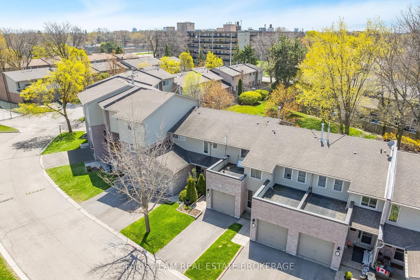 2075 Asta Drive 18, Mississauga, ON L5A 2T5