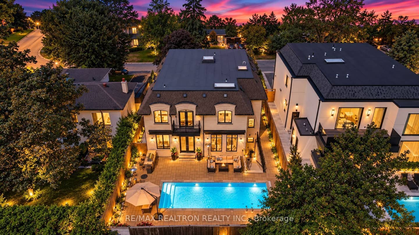 25 Portree Crescent, Markham, ON L3T 3G1