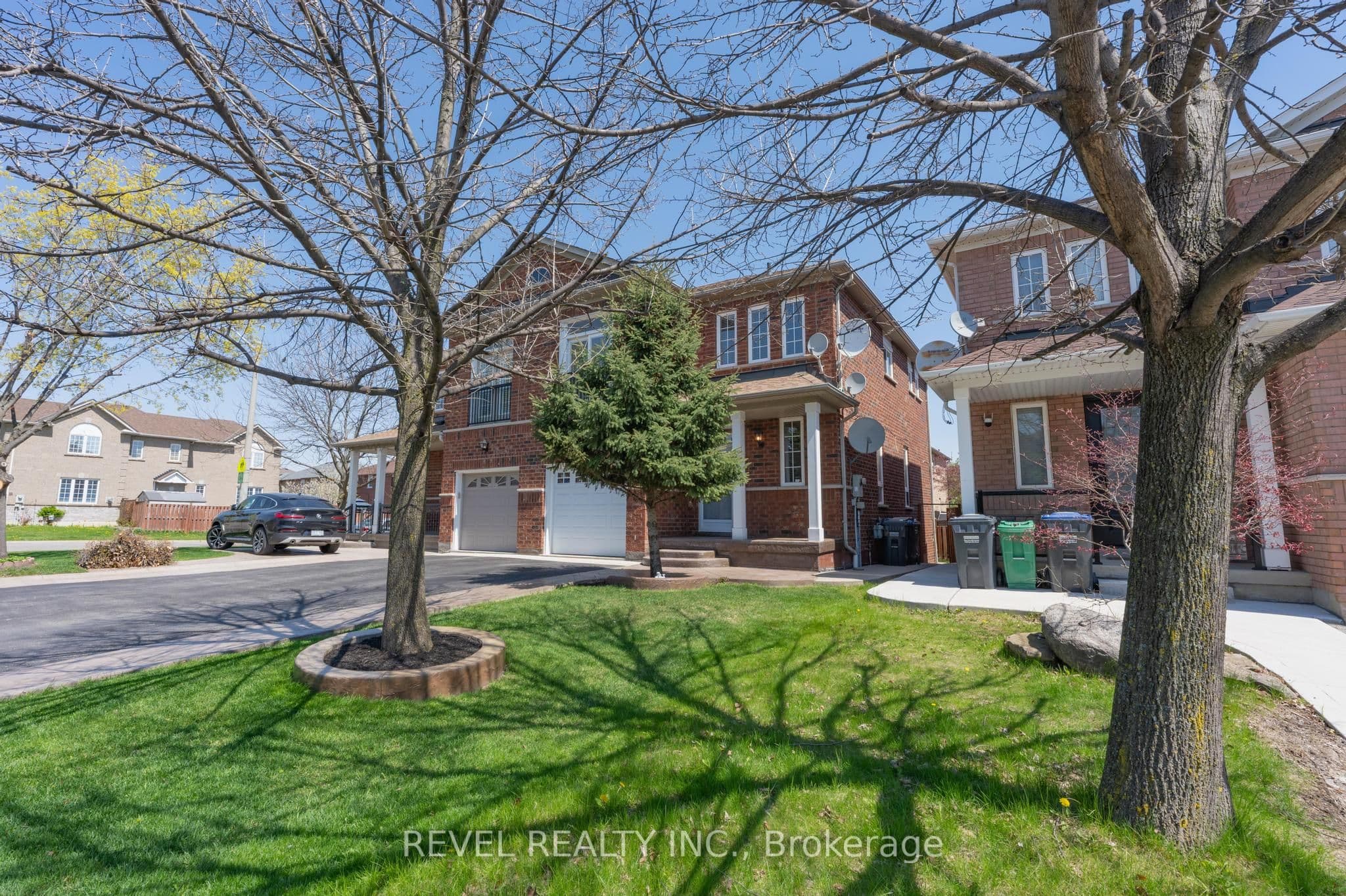 4871 James Austin Drive, Mississauga, ON L4Z 4G7