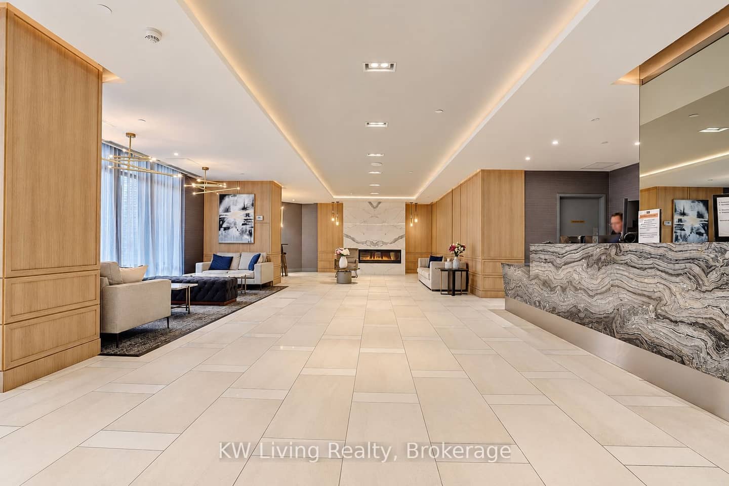 621 Sheppard Avenue E 220, Toronto, ON M2K 1B5