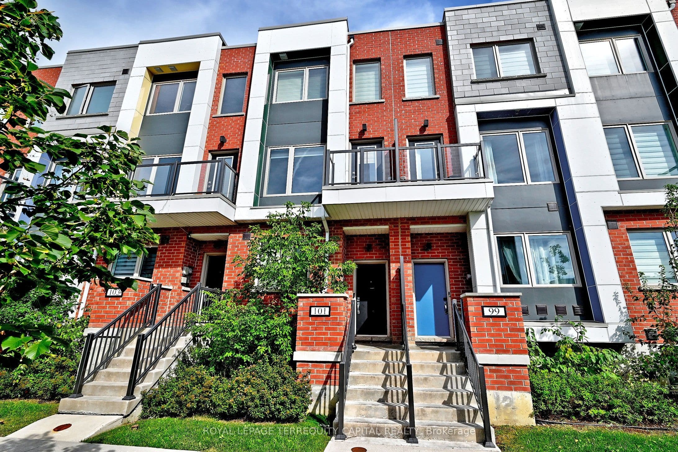101 William Duncan Road, Toronto, ON M3K 0C3