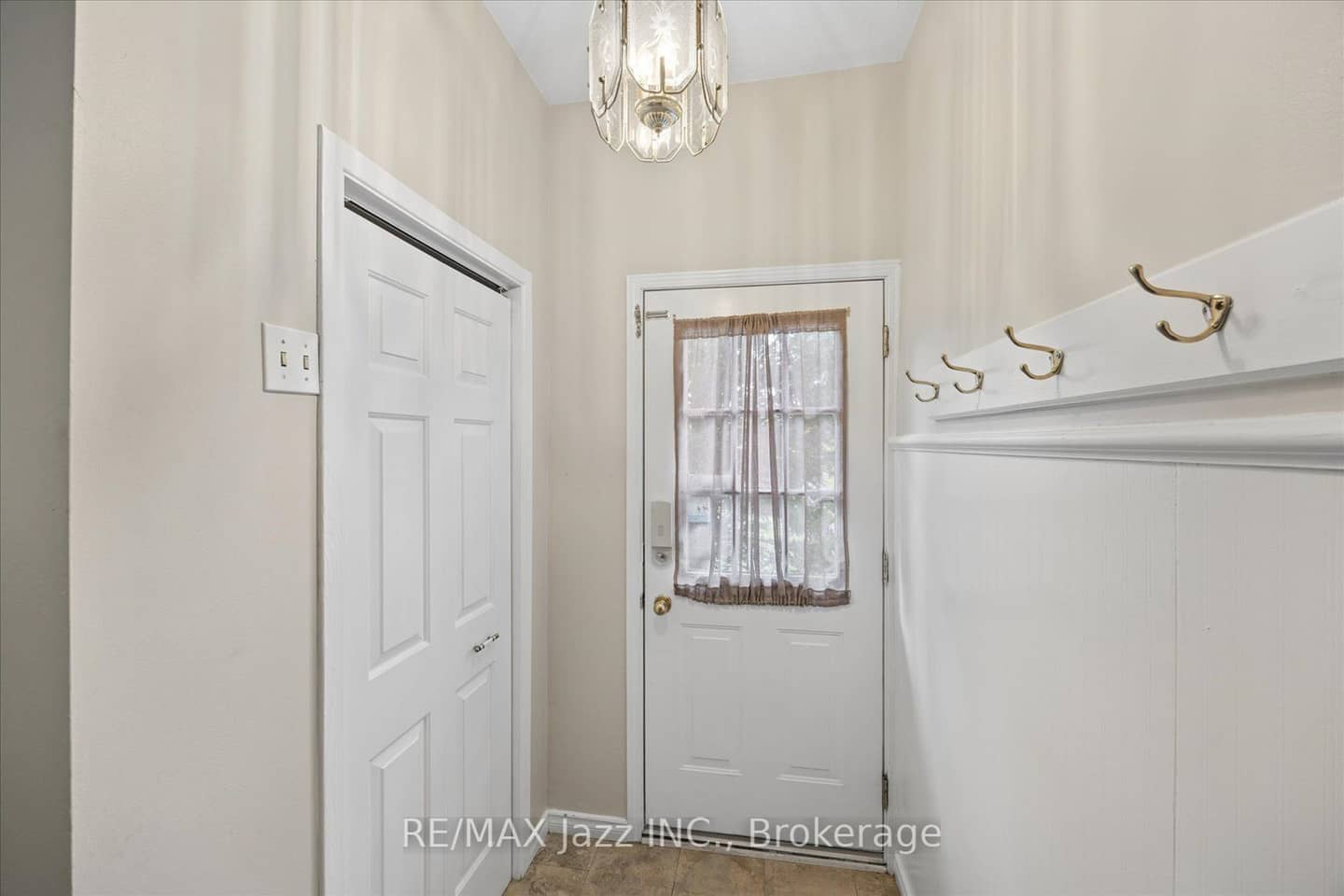 419 Maplewood Drive, Oshawa, ON L1G 5R7