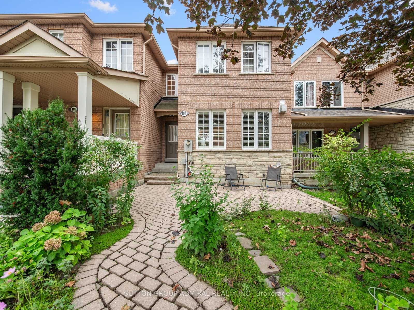 103 America Avenue, Vaughan, ON L6A 2X8