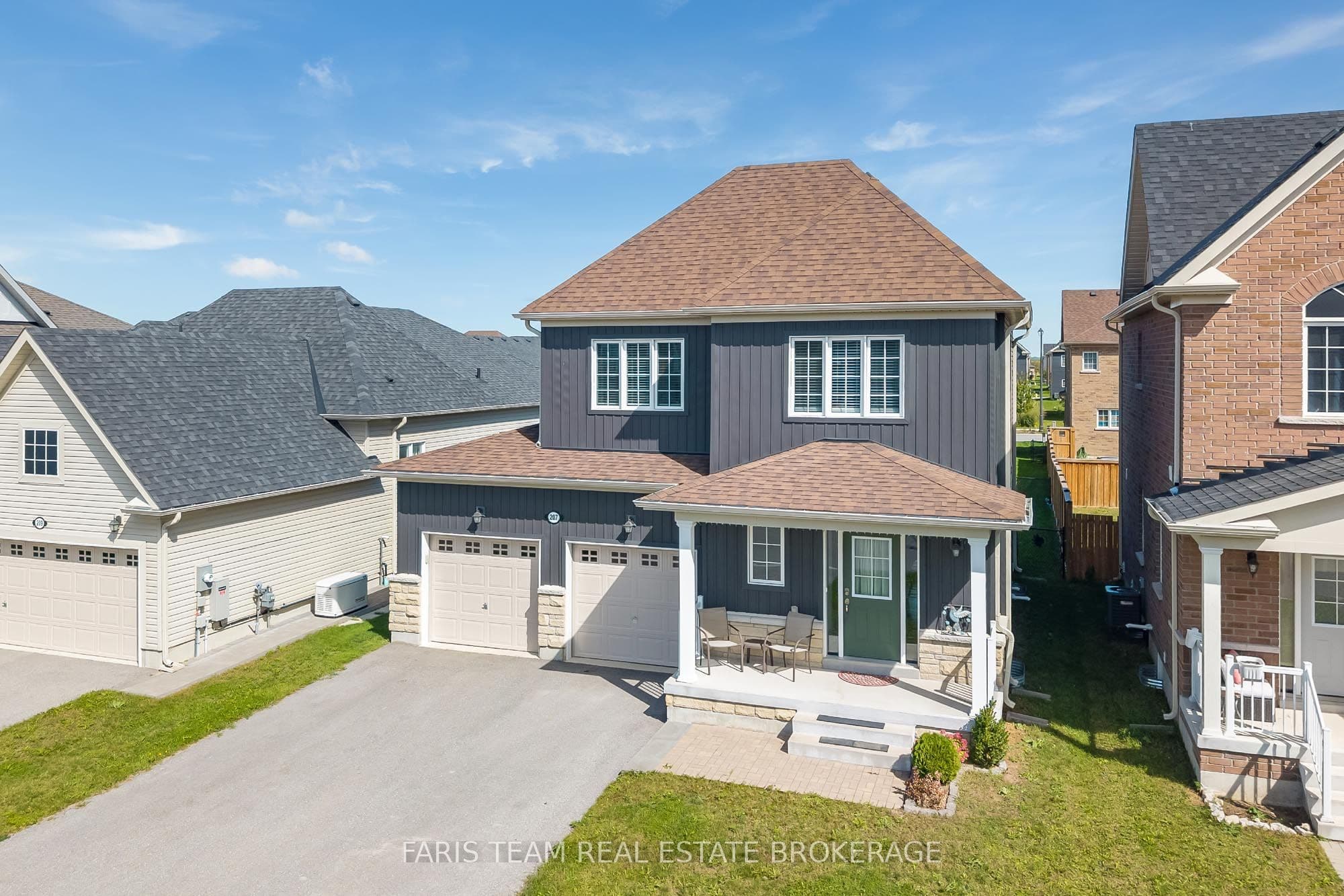 207 Springfield Crescent, Clearview, ON L0M 1S0