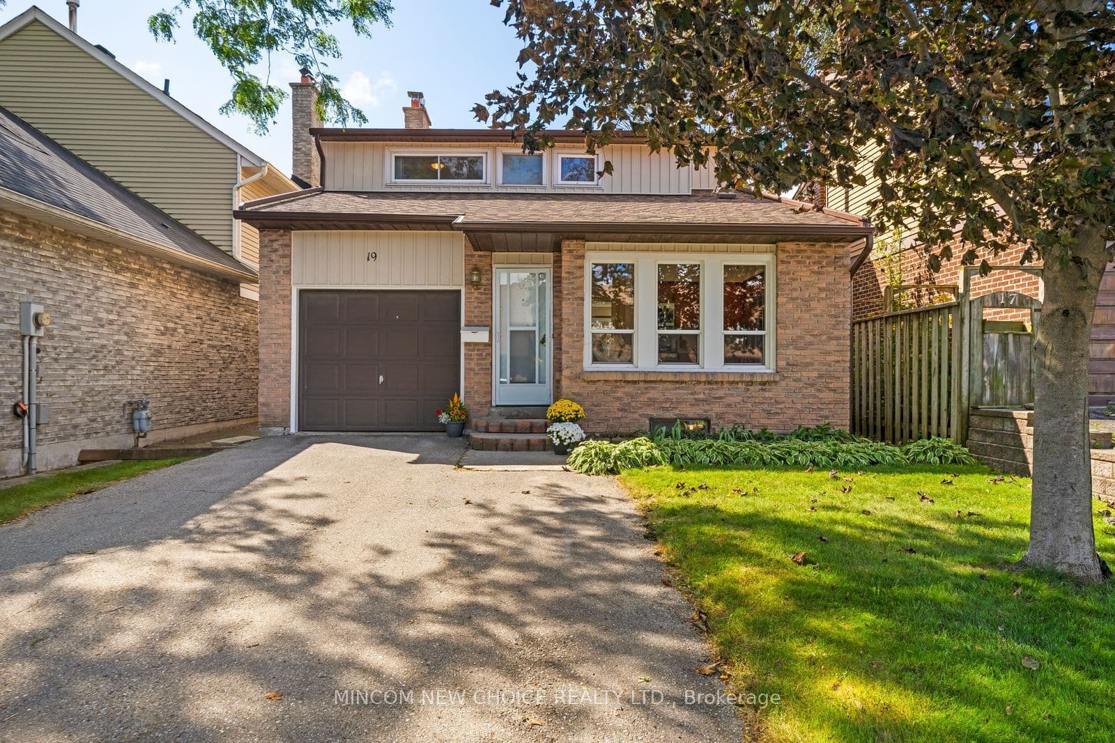 19 Mcrae Road, Ajax, ON L1S 3W2