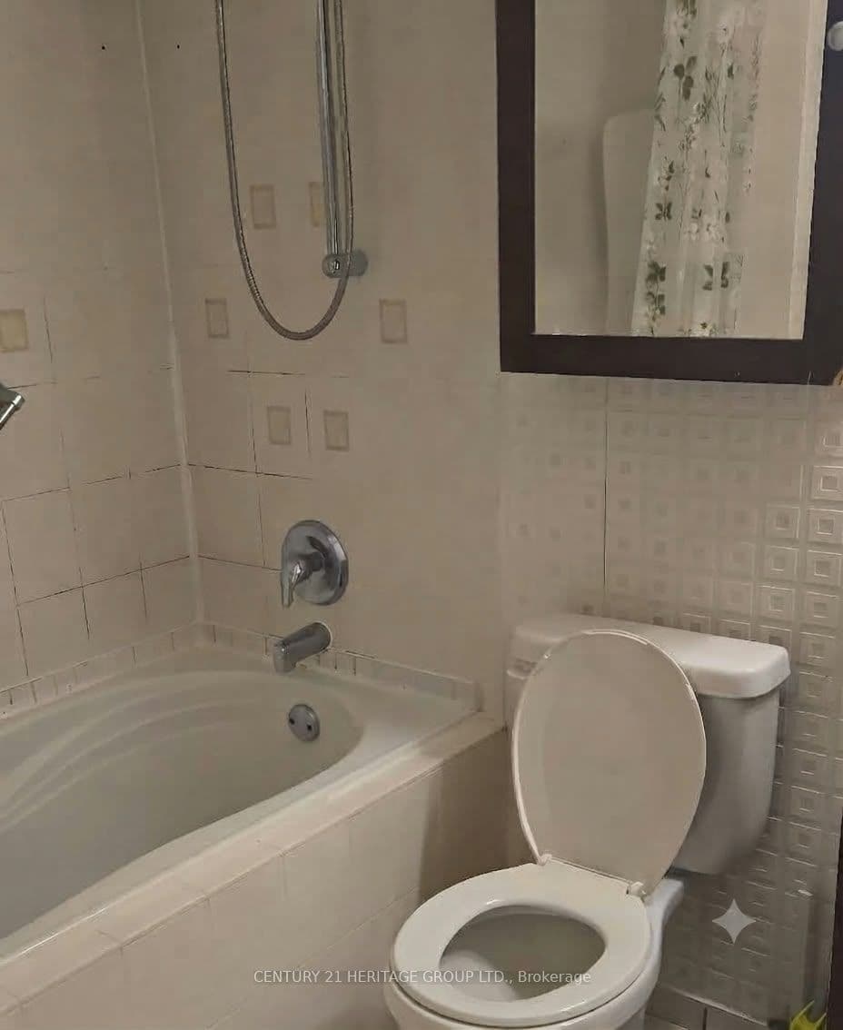 45 Silver Spring Boulevard 606, Toronto, ON M1V 1R2