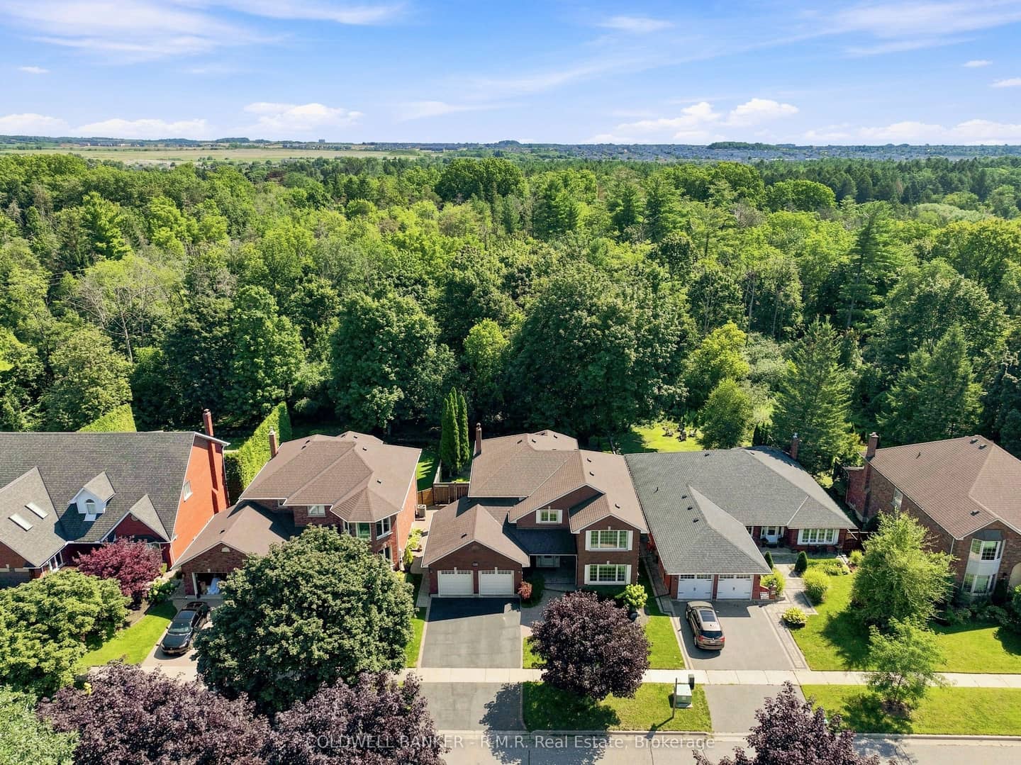138 Samac Trail, Oshawa, ON L1G 7V9